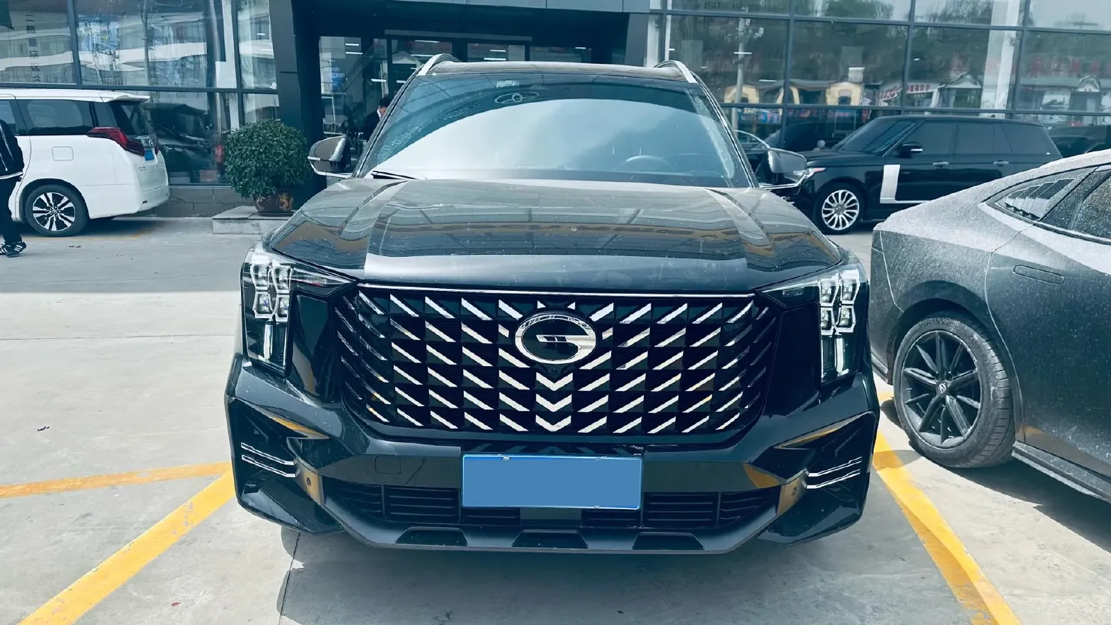 2025 GAC Trumpchi GS8 2.0T 252HP L4 8AT,autocango,china used car exporter,china ev exporter,chinese used car exporter,chinese used ev exporter