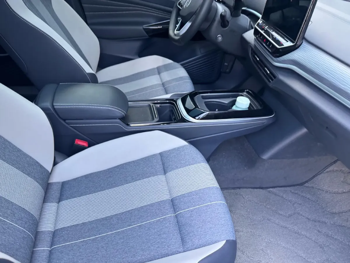 2024 Volkswagen ID.4 Crozz BEV 55.7KWH,autocango,china used car exporter,china ev exporter,chinese used car exporter,chinese used ev exporter