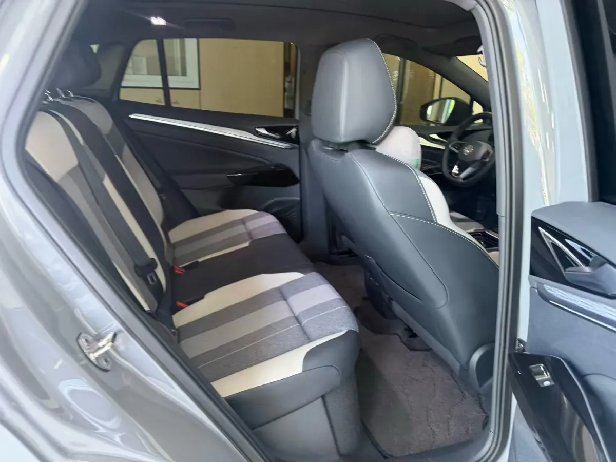 2024 Volkswagen ID.4 Crozz BEV 55.7KWH,autocango,china used car exporter,china ev exporter,chinese used car exporter,chinese used ev exporter