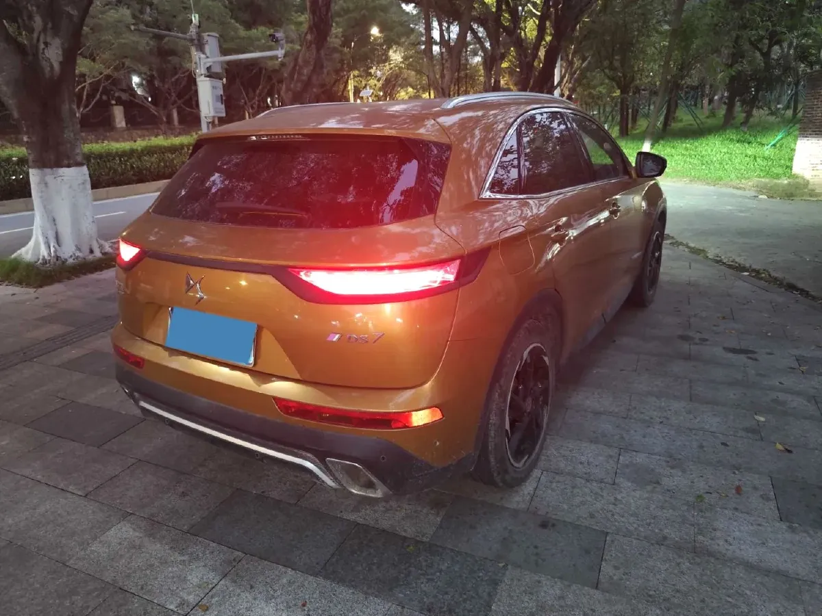 2018 DS 7 1.6T 180HP L4 8AT,autocango,china used car exporter,china ev exporter,chinese used car exporter,chinese used ev exporter