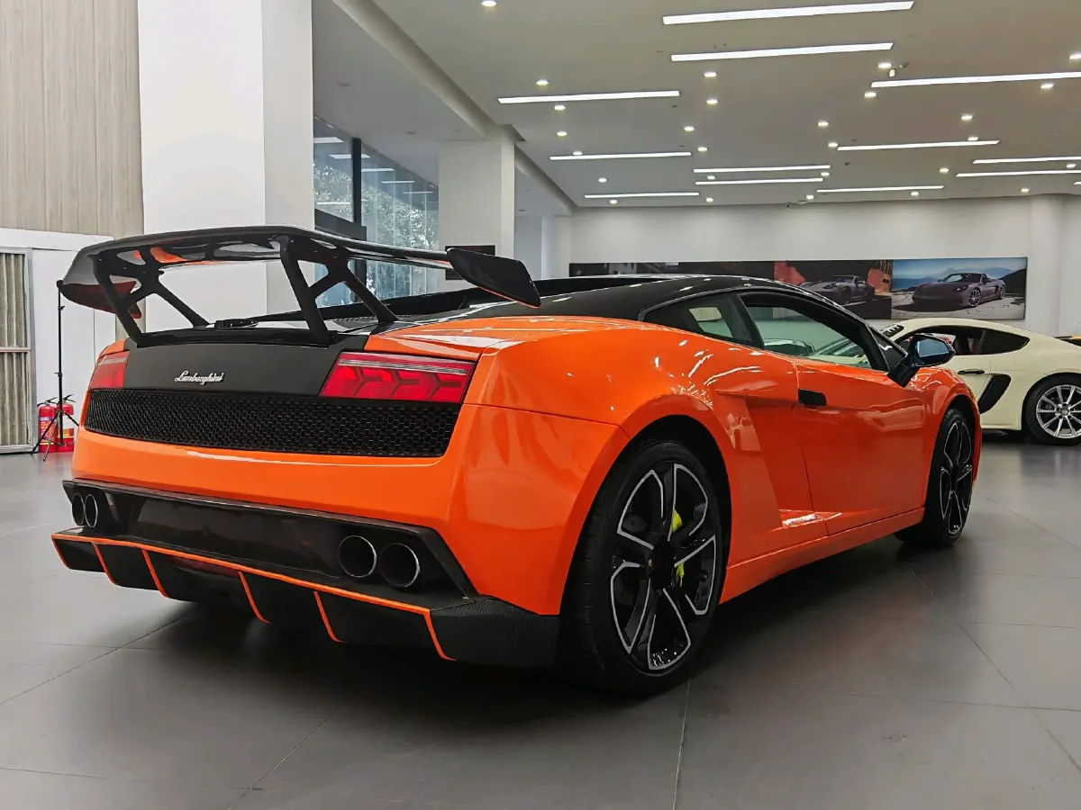 2010 Toyota Land Cruiser Prado 2.7L 163HP L4 5MT,autocango,china used car exporter,china ev exporter,chinese used car exporter,chinese used ev exporter