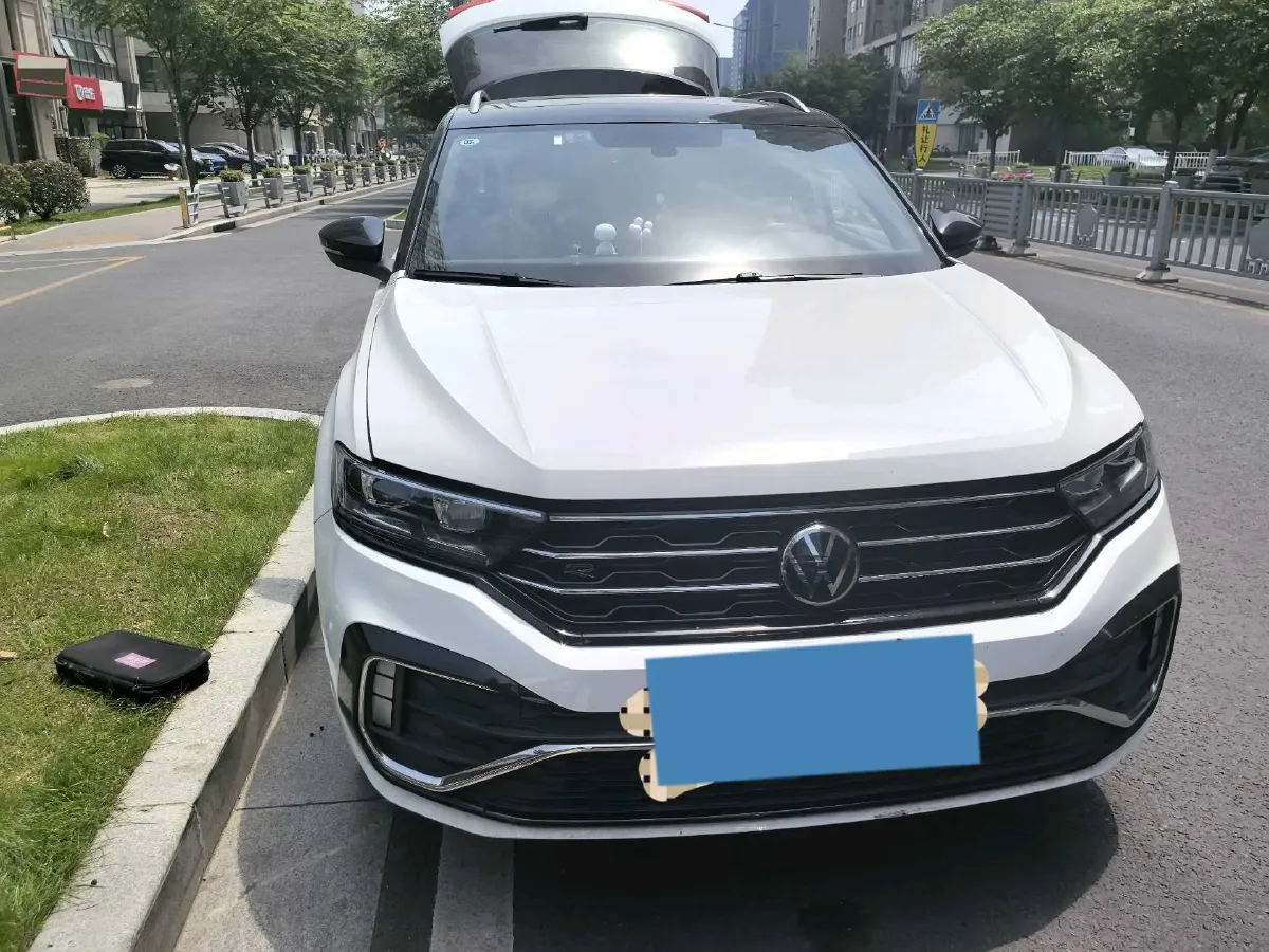 2021 Volkswagen T-Roc 1.4T 150HP L4 7DCT,autocango,china used car exporter,china ev exporter,chinese used car exporter,chinese used ev exporter