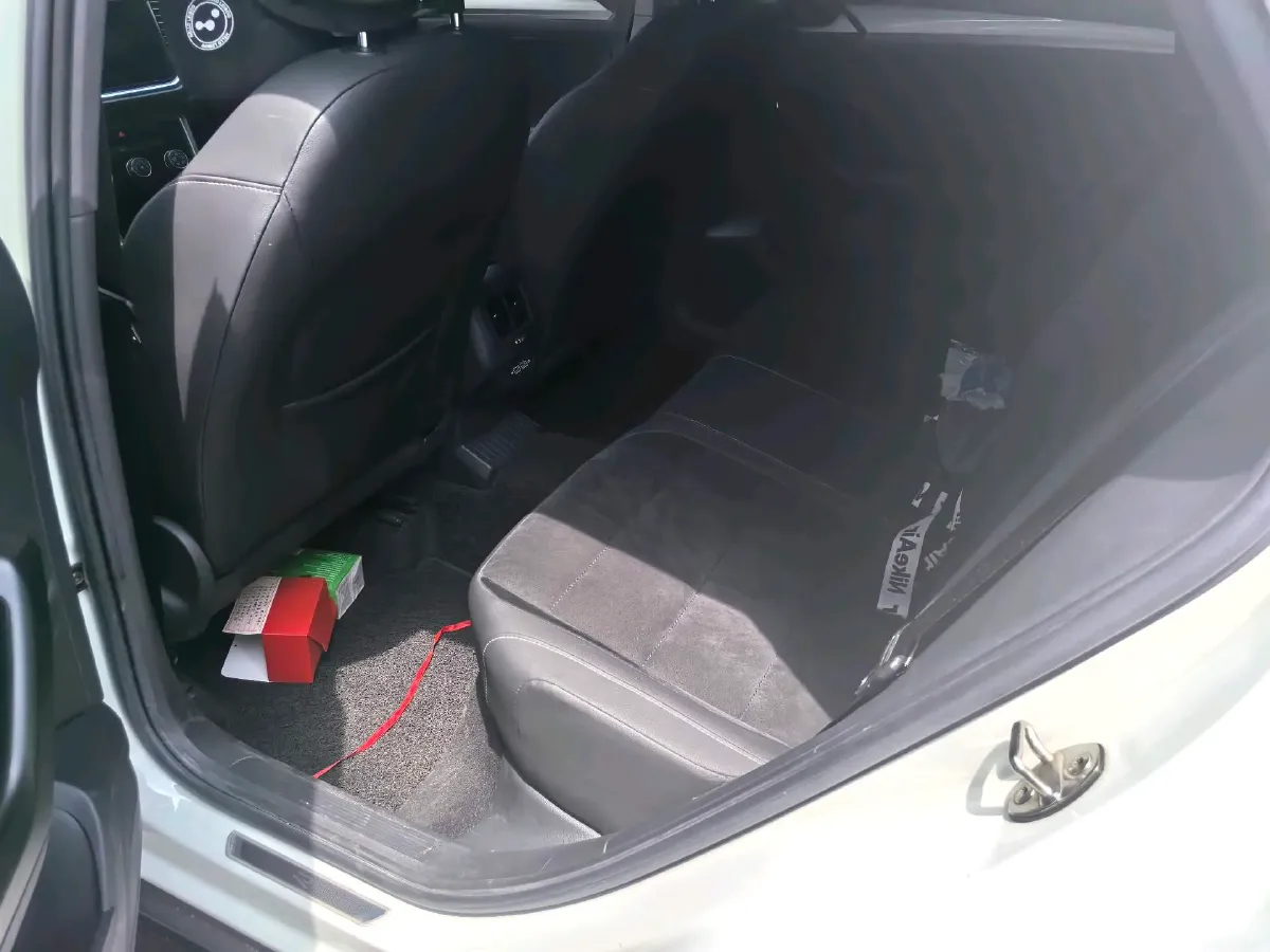 2021 Volkswagen T-Roc 1.4T 150HP L4 7DCT,autocango,china used car exporter,china ev exporter,chinese used car exporter,chinese used ev exporter