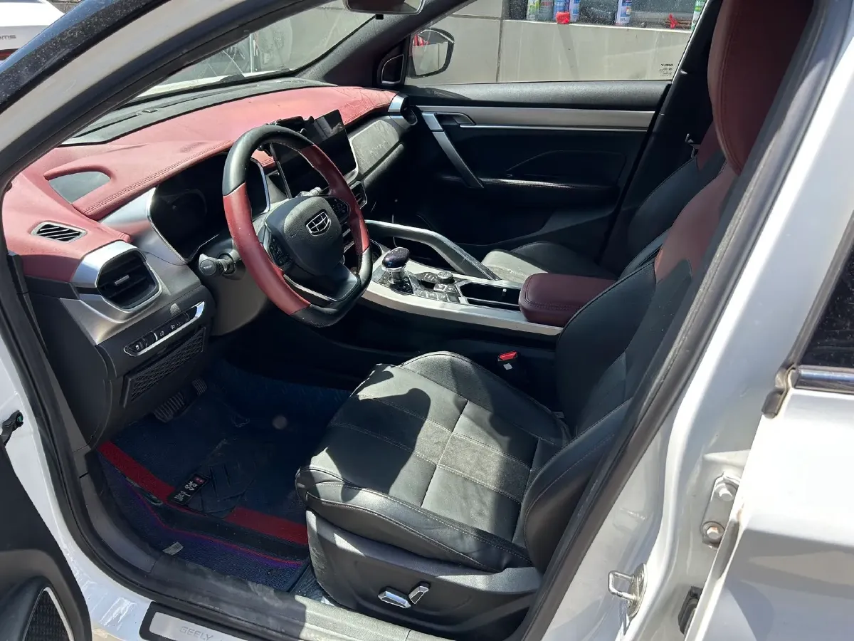 2022 Geely Coolray 1.5T 177HP L3 7DCT PHEV 15.5KWH,autocango,china used car exporter,china ev exporter,chinese used car exporter,chinese used ev exporter