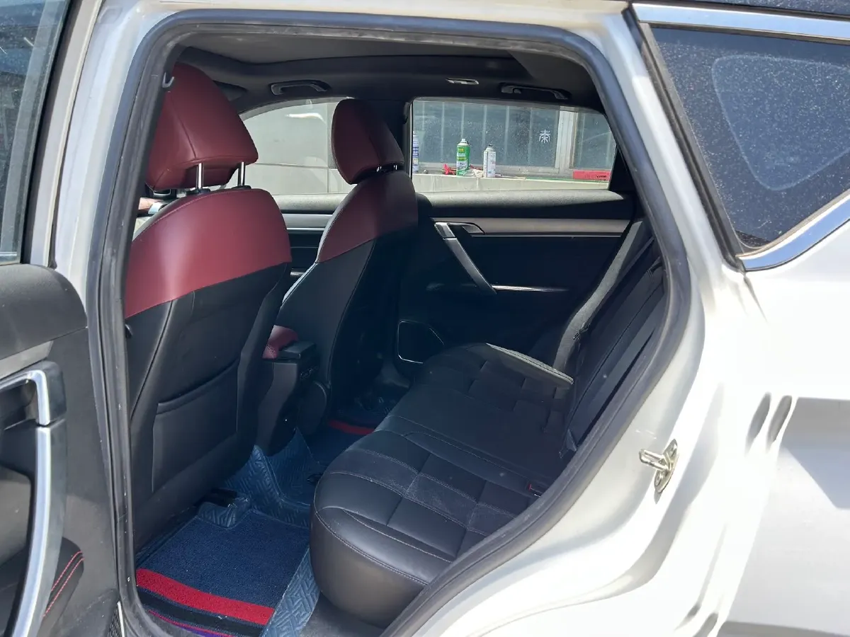 2022 Geely Coolray 1.5T 177HP L3 7DCT PHEV 15.5KWH,autocango,china used car exporter,china ev exporter,chinese used car exporter,chinese used ev exporter