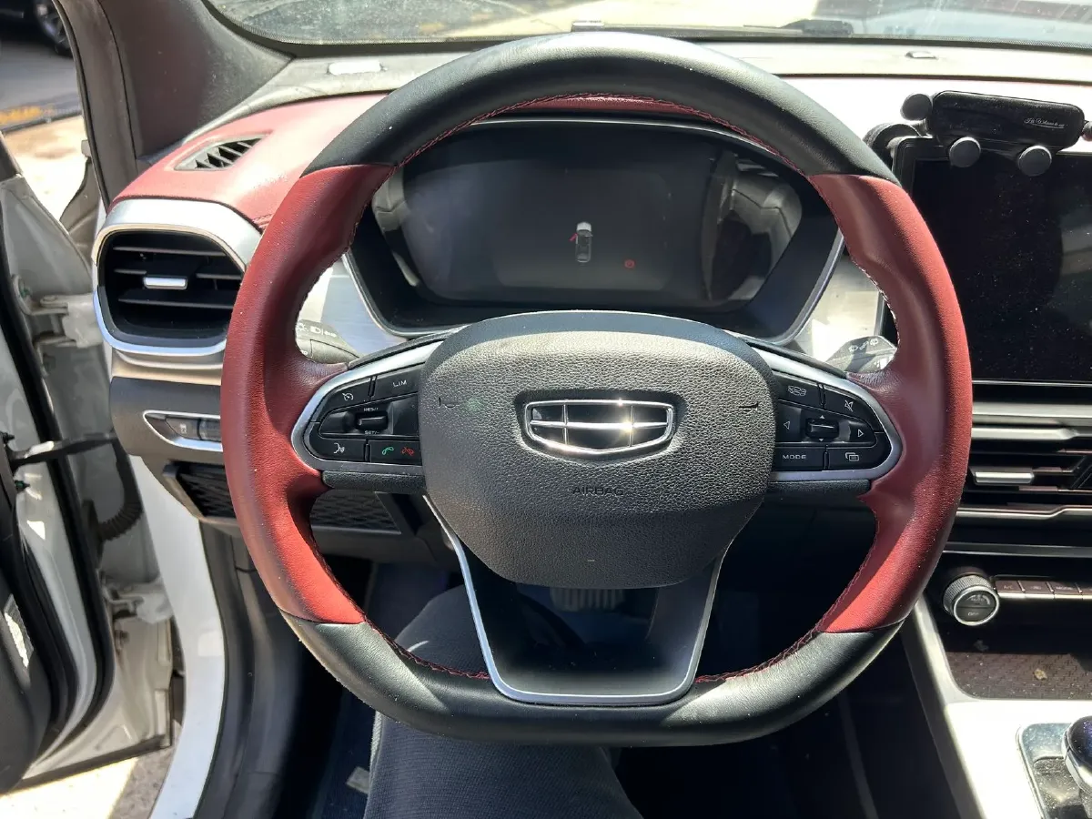 2022 Geely Coolray 1.5T 177HP L3 7DCT PHEV 15.5KWH,autocango,china used car exporter,china ev exporter,chinese used car exporter,chinese used ev exporter