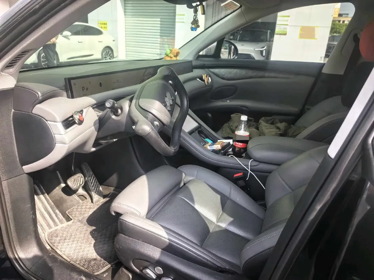 2023 IM LS6 BEV 71KWH,autocango,china used car exporter,china ev exporter,chinese used car exporter,chinese used ev exporter