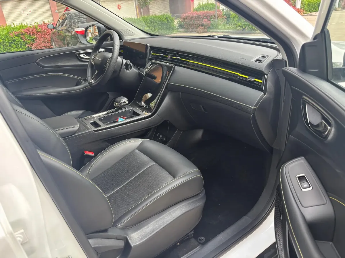 2021 Roewe RX5 1.5T 181HP L4 7DCT,autocango,china used car exporter,china ev exporter,chinese used car exporter,chinese used ev exporter