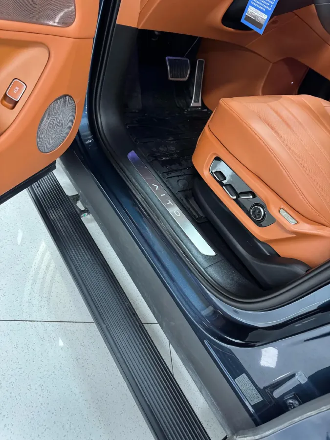 2026 AITO AITO M7 REEV 160HP REEV,autocango,china used car exporter,china ev exporter,chinese used car exporter,chinese used ev exporter