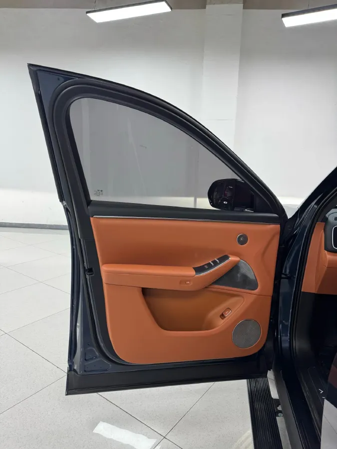 2026 AITO AITO M7 REEV 160HP REEV,autocango,china used car exporter,china ev exporter,chinese used car exporter,chinese used ev exporter