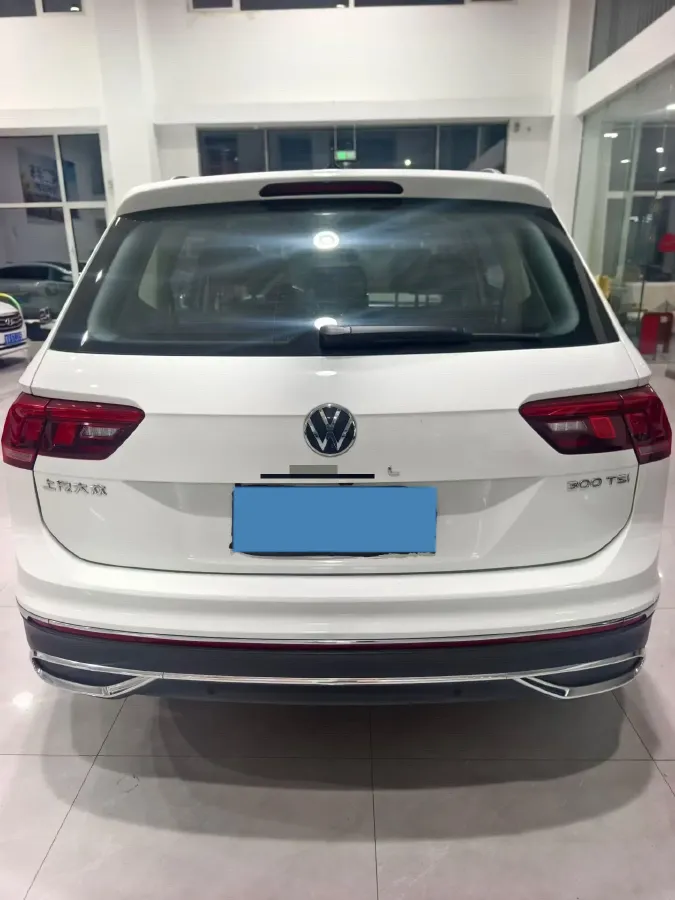 2023 Volkswagen Tiguan L 1.5T 160HP L4 7DCT,autocango,china used car exporter,china ev exporter,chinese used car exporter,chinese used ev exporter