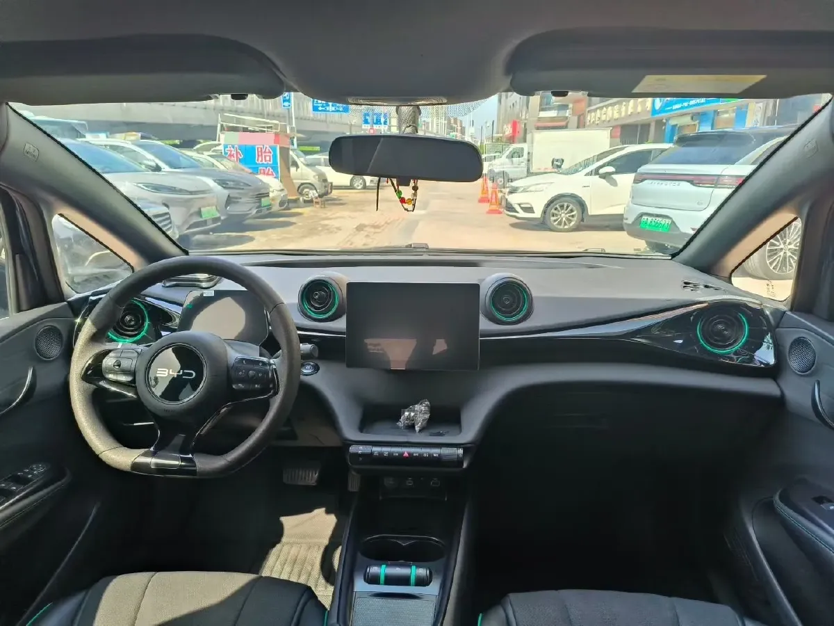 2025 BYD Dolphin BEV 44.928KWH,autocango,china used car exporter,china ev exporter,chinese used car exporter,chinese used ev exporter