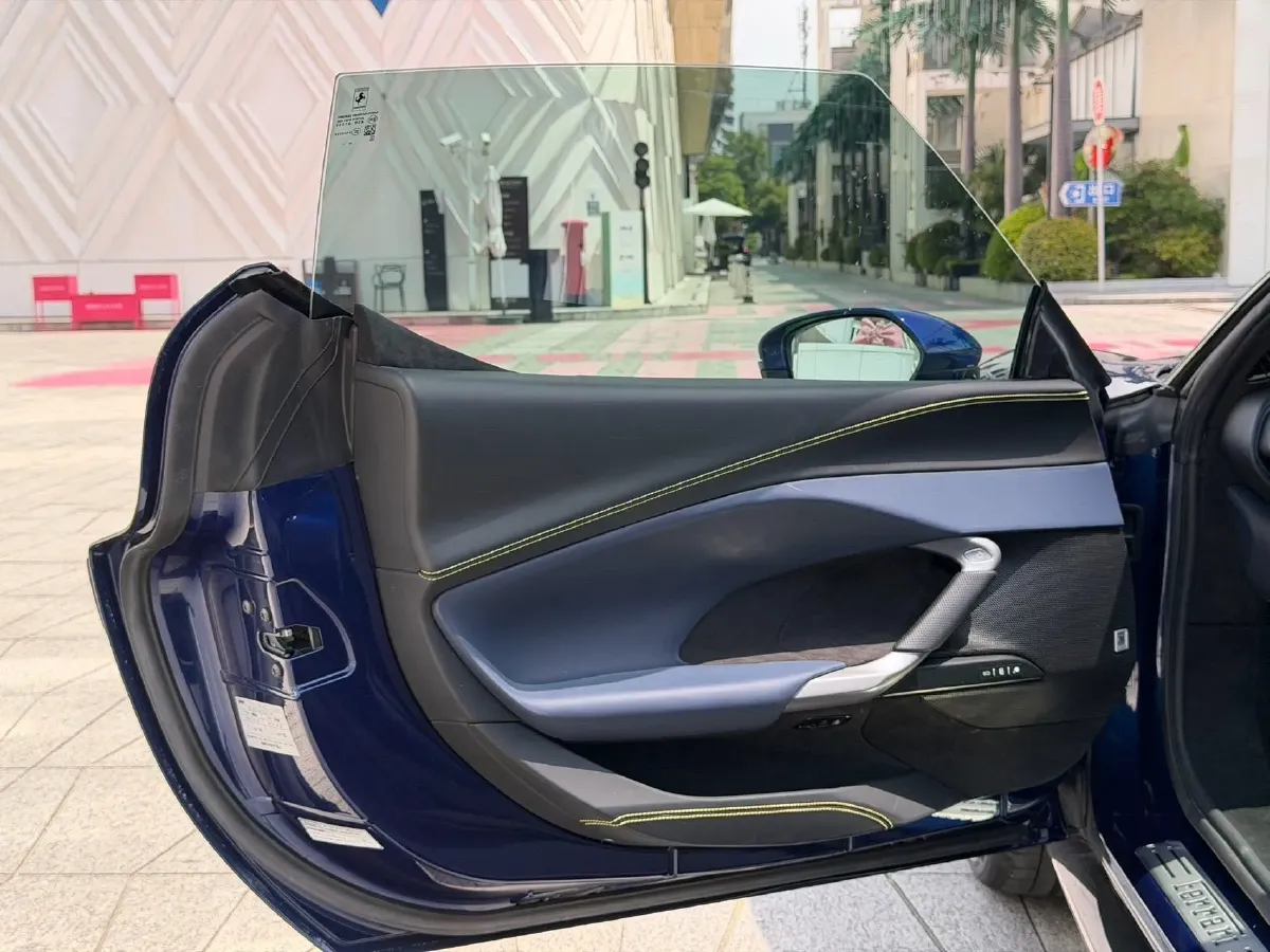 2021 Ferrari 296 3.0T 663HP V6 8DCT PHEV 7.45KWH,autocango,china used car exporter,china ev exporter,chinese used car exporter,chinese used ev exporter