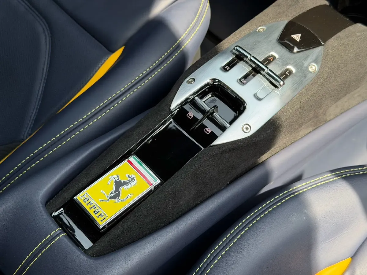 2021 Ferrari 296 3.0T 663HP V6 8DCT PHEV 7.45KWH,autocango,china used car exporter,china ev exporter,chinese used car exporter,chinese used ev exporter