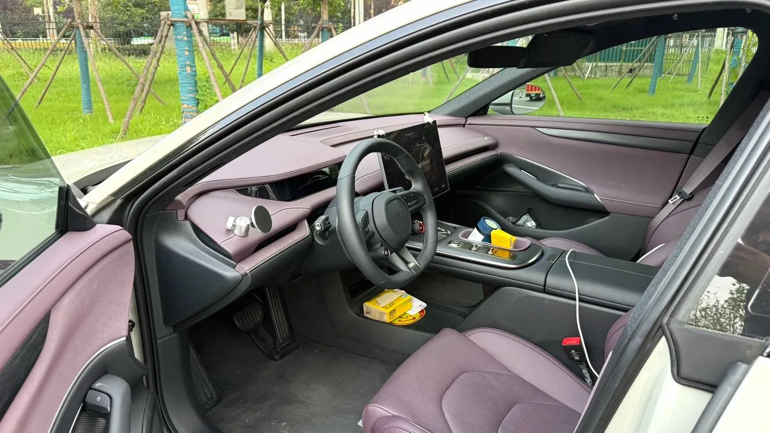 2024 MI SU7 BEV 73.6KWH,autocango,china used car exporter,china ev exporter,chinese used car exporter,chinese used ev exporter