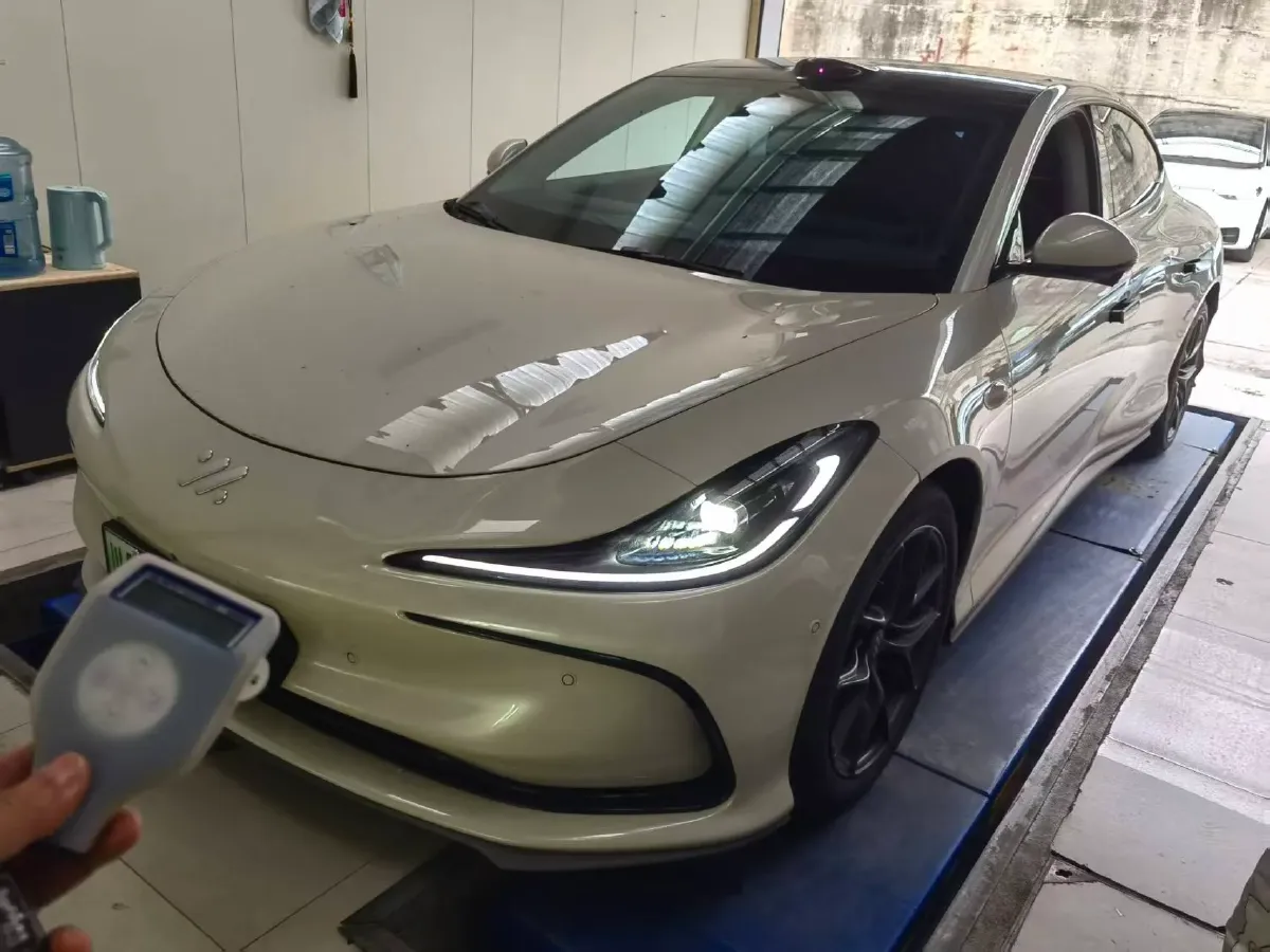 2024 IM L6 BEV 75KWH,autocango,china used car exporter,china ev exporter,chinese used car exporter,chinese used ev exporter