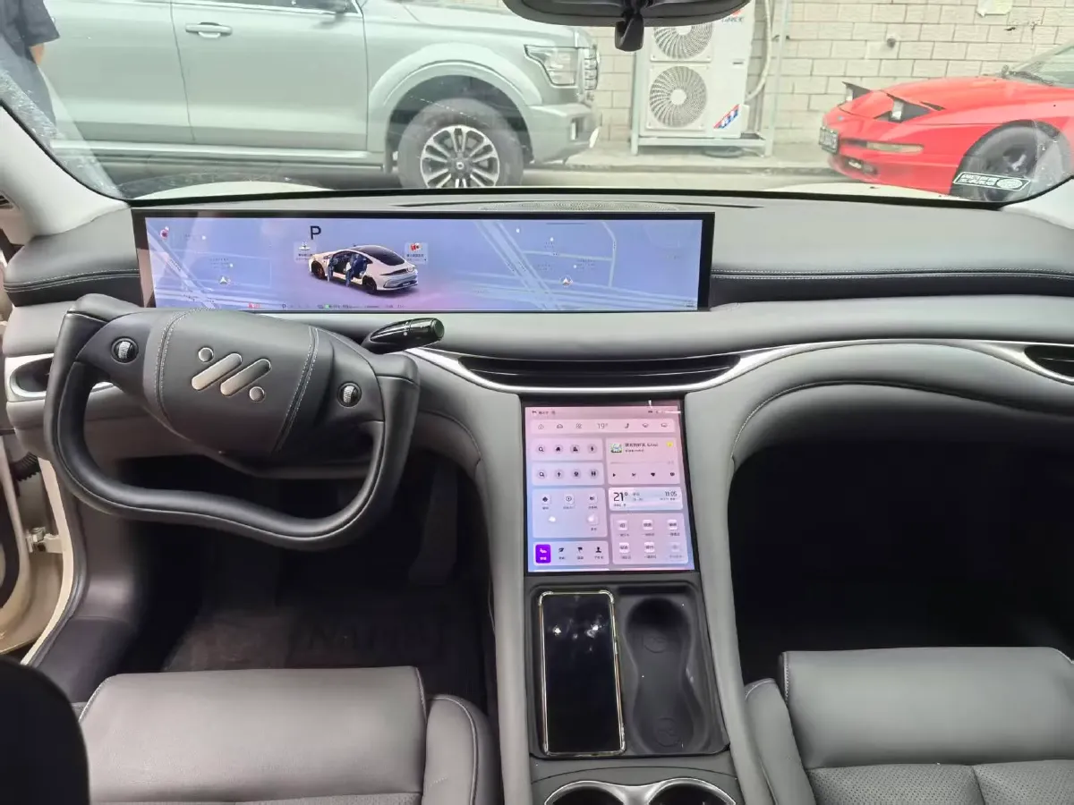 2024 IM L6 BEV 75KWH,autocango,china used car exporter,china ev exporter,chinese used car exporter,chinese used ev exporter