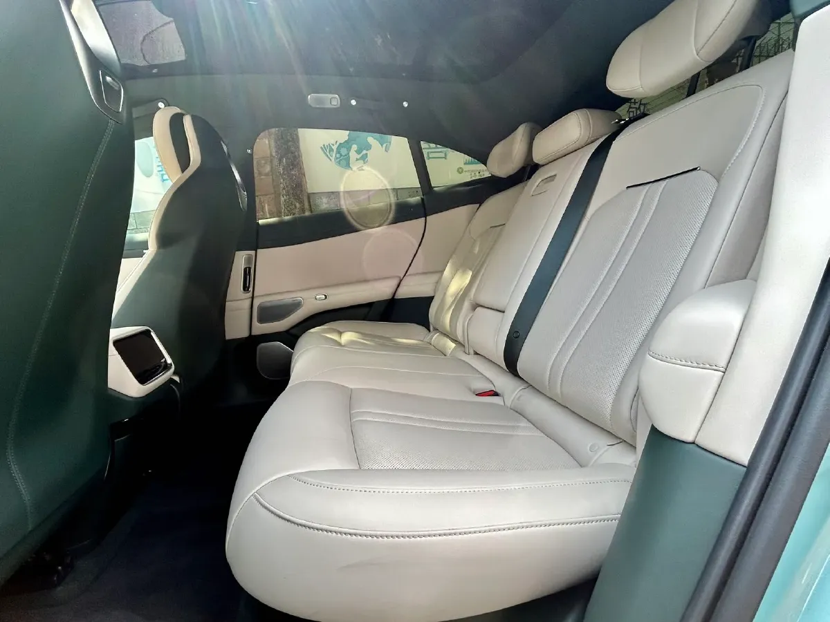 2025 MI YU7 BEV 101.7KWH,autocango,china used car exporter,china ev exporter,chinese used car exporter,chinese used ev exporter