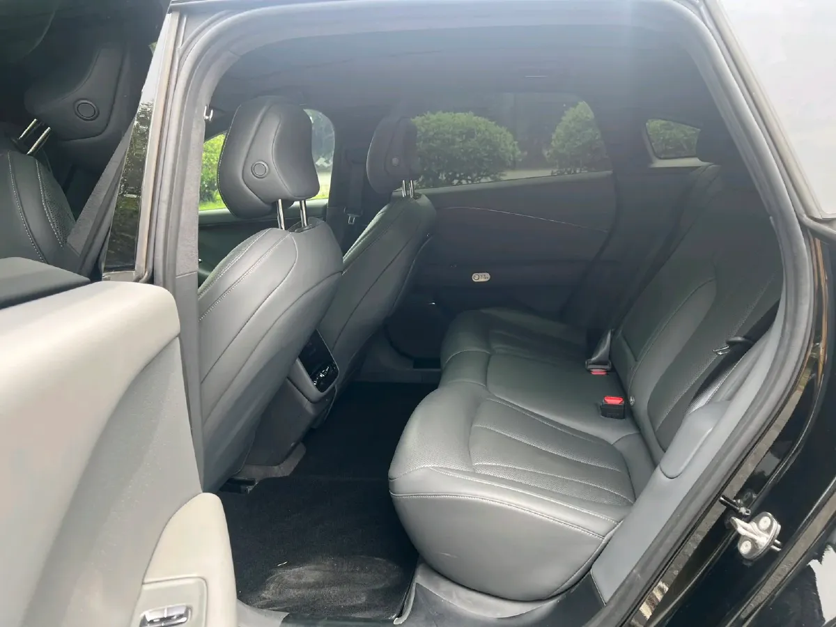 2024 Xpeng P7+ BEV 60.7KWH,autocango,china used car exporter,china ev exporter,chinese used car exporter,chinese used ev exporter