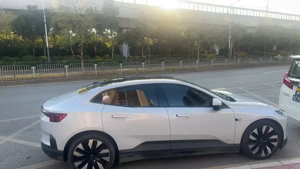 2023 Polestar 4 BEV 100KWH,autocango,china used car exporter,china ev exporter,chinese used car exporter,chinese used ev exporter