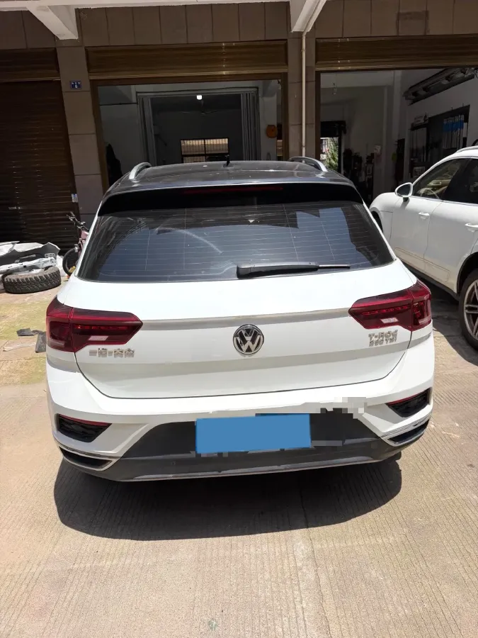 2018 Mitsubishi Eclipse Cross 1.5T 170HP L4 CVT,autocango,china used car exporter,china ev exporter,chinese used car exporter,chinese used ev exporter