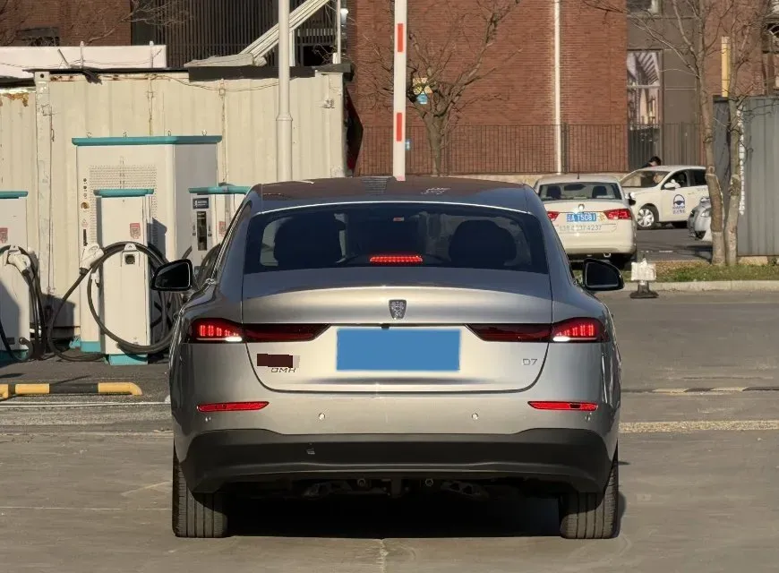 2023 Roewe D7 1.5L 112HP L4 1DHT PHEV 21.4KWH,autocango,china used car exporter,china ev exporter,chinese used car exporter,chinese used ev exporter