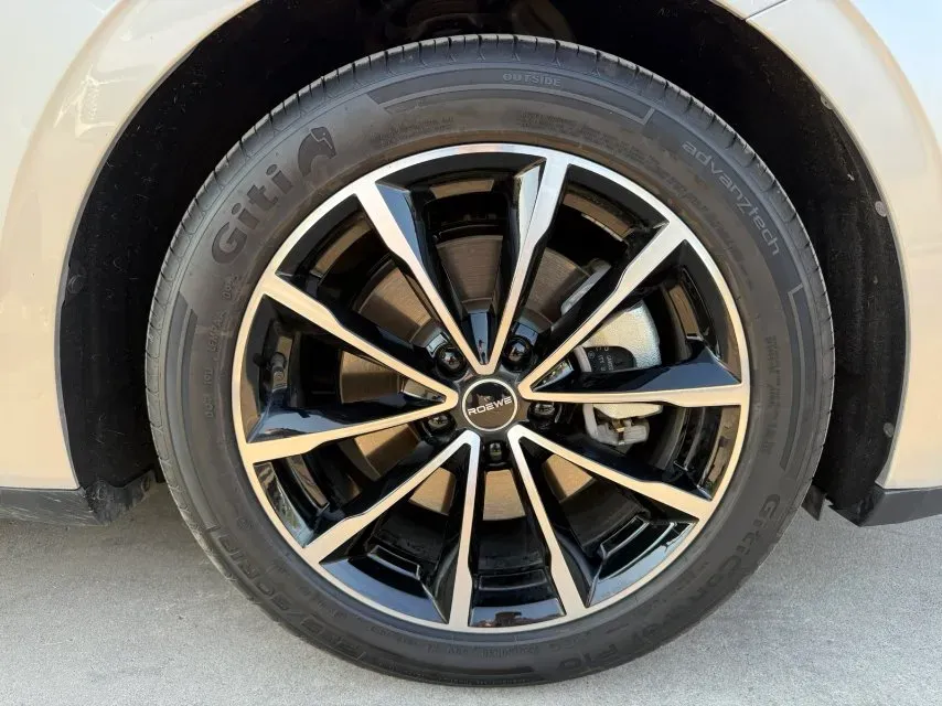 2023 Roewe D7 1.5L 112HP L4 1DHT PHEV 21.4KWH,autocango,china used car exporter,china ev exporter,chinese used car exporter,chinese used ev exporter