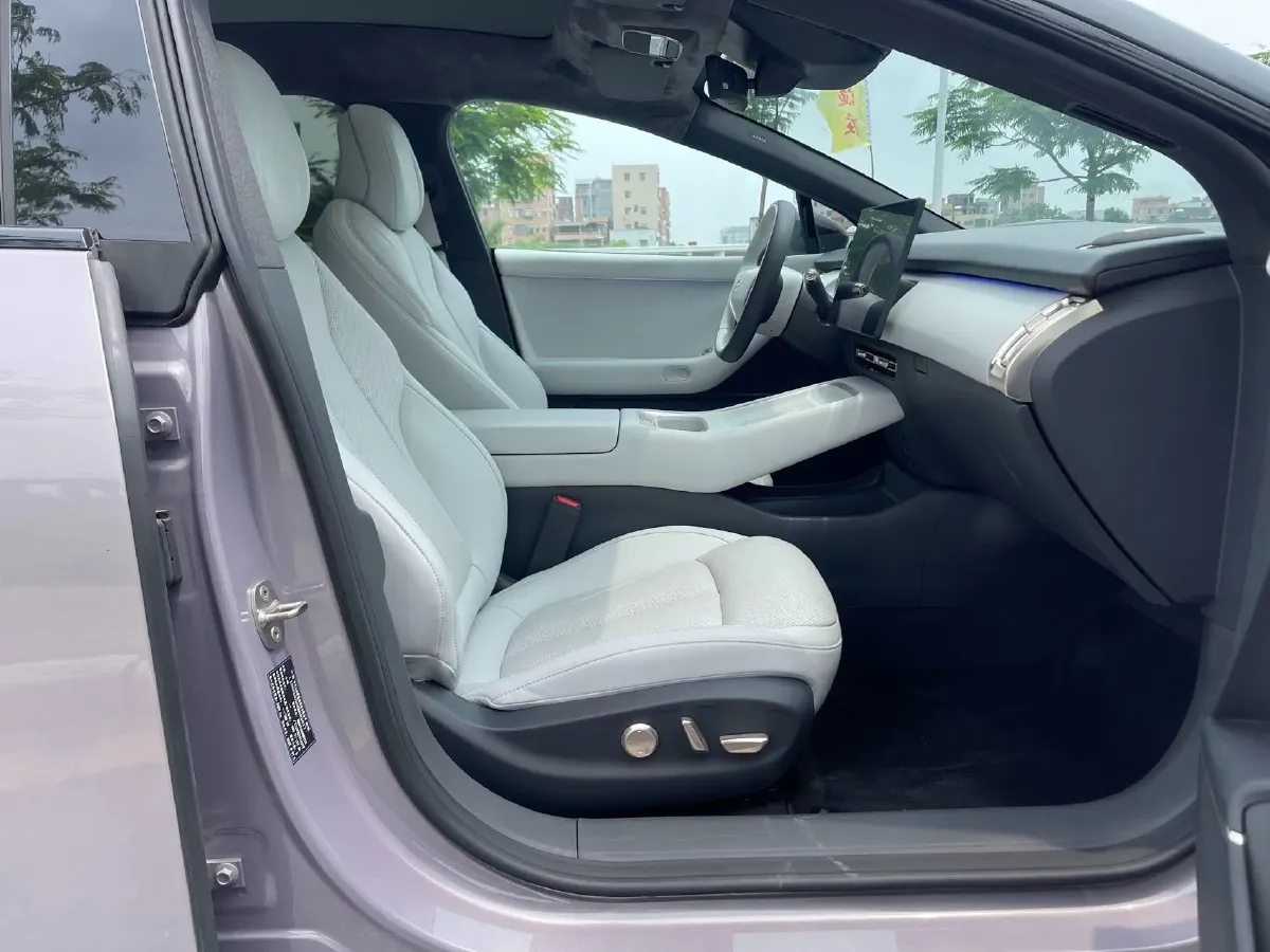 2024 Xpeng P7+ BEV 60.7KWH,autocango,china used car exporter,china ev exporter,chinese used car exporter,chinese used ev exporter