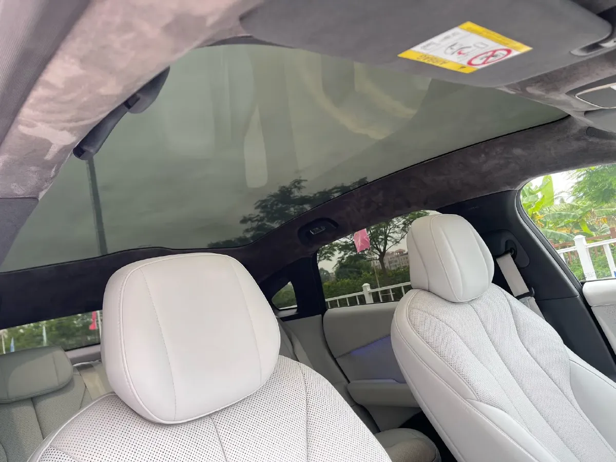 2024 Xpeng P7+ BEV 60.7KWH,autocango,china used car exporter,china ev exporter,chinese used car exporter,chinese used ev exporter