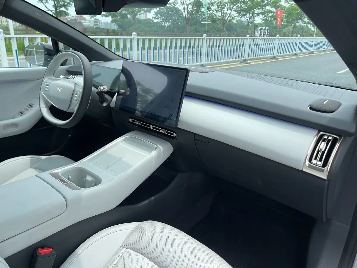 2024 Xpeng P7+ BEV 60.7KWH,autocango,china used car exporter,china ev exporter,chinese used car exporter,chinese used ev exporter