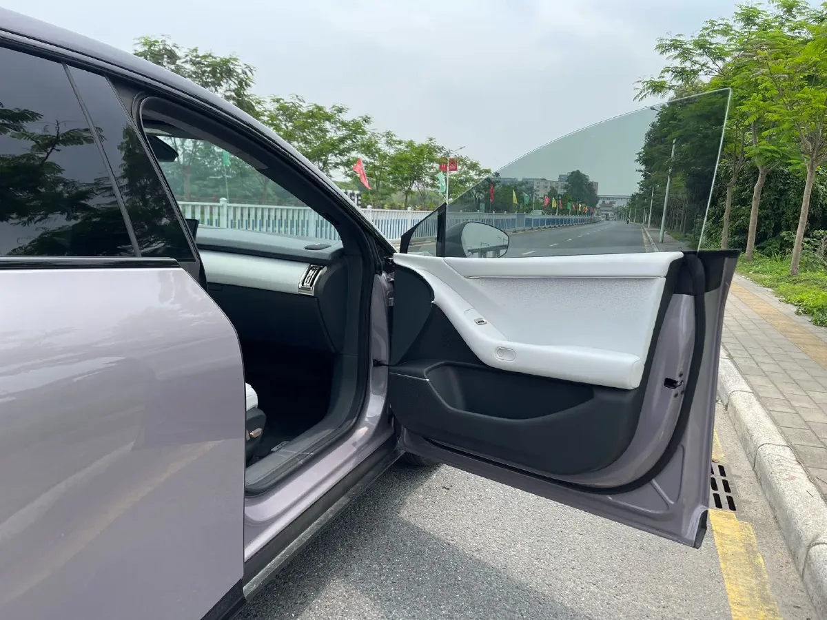 2024 Xpeng P7+ BEV 60.7KWH,autocango,china used car exporter,china ev exporter,chinese used car exporter,chinese used ev exporter