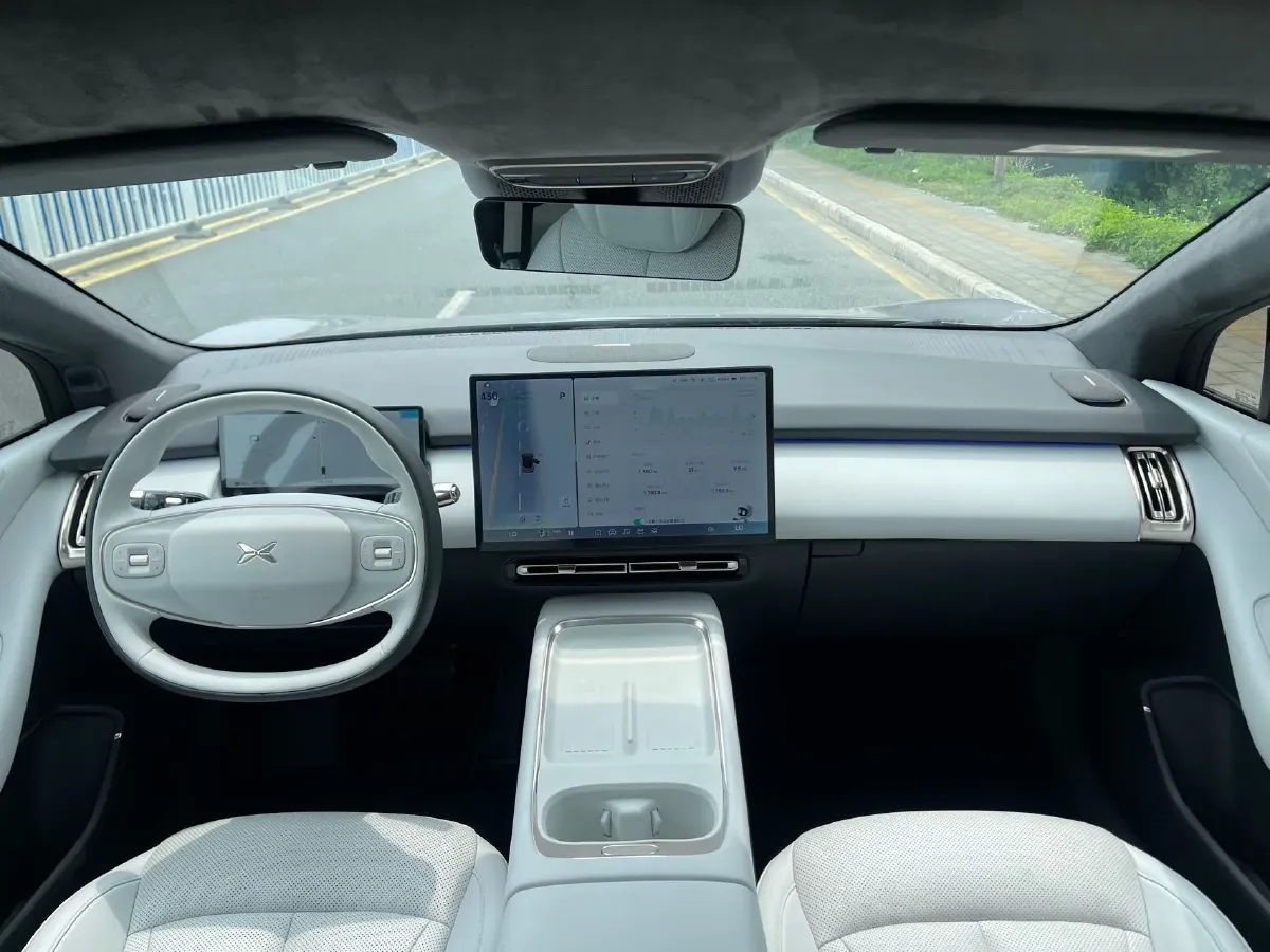 2024 Xpeng P7+ BEV 60.7KWH,autocango,china used car exporter,china ev exporter,chinese used car exporter,chinese used ev exporter