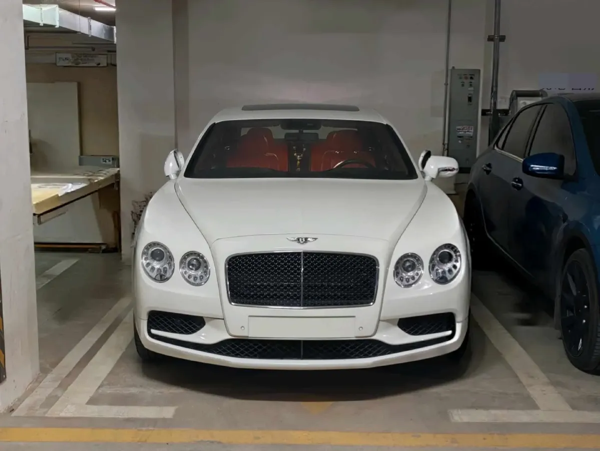 2017 Bentley Flying Spur 4.0T 528HP V8 8AT,autocango,china used car exporter,china ev exporter,chinese used car exporter,chinese used ev exporter