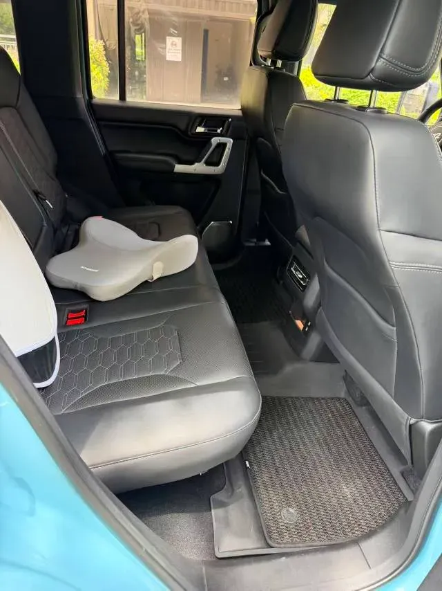 2025 212 212 T01 2.0T 252HP L4 8AT,autocango,china used car exporter,china ev exporter,chinese used car exporter,chinese used ev exporter