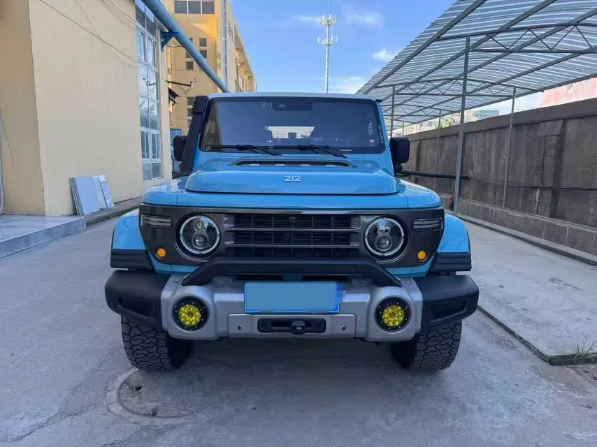 2025 212 212 T01 2.0T 252HP L4 8AT,autocango,china used car exporter,china ev exporter,chinese used car exporter,chinese used ev exporter