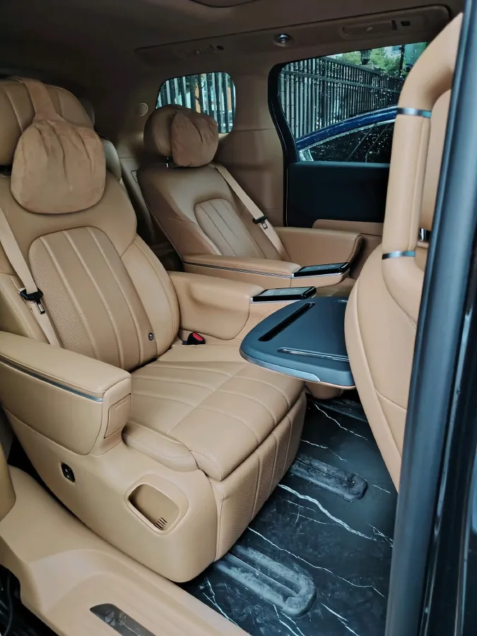 2022 Voyah FREE Range Extended 109HP REEV 33KWH,autocango,china used car exporter,china ev exporter,chinese used car exporter,chinese used ev exporter