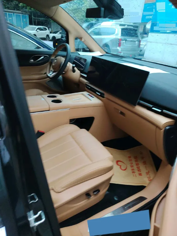 2022 Voyah FREE Range Extended 109HP REEV 33KWH,autocango,china used car exporter,china ev exporter,chinese used car exporter,chinese used ev exporter