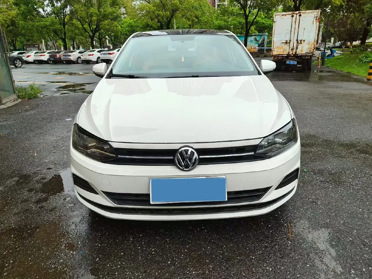 2019 Volkswagen Polo 1.5L 113HP L4 6AT,autocango,china used car exporter,china ev exporter,chinese used car exporter,chinese used ev exporter