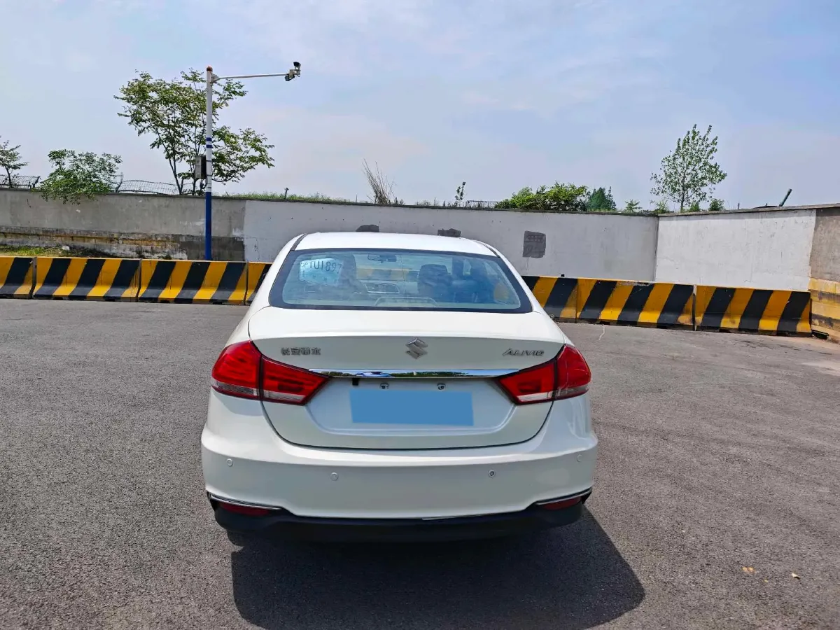 2018 Suzuki Alivio 1.6L 122HP L4 6AT,autocango,china used car exporter,china ev exporter,chinese used car exporter,chinese used ev exporter