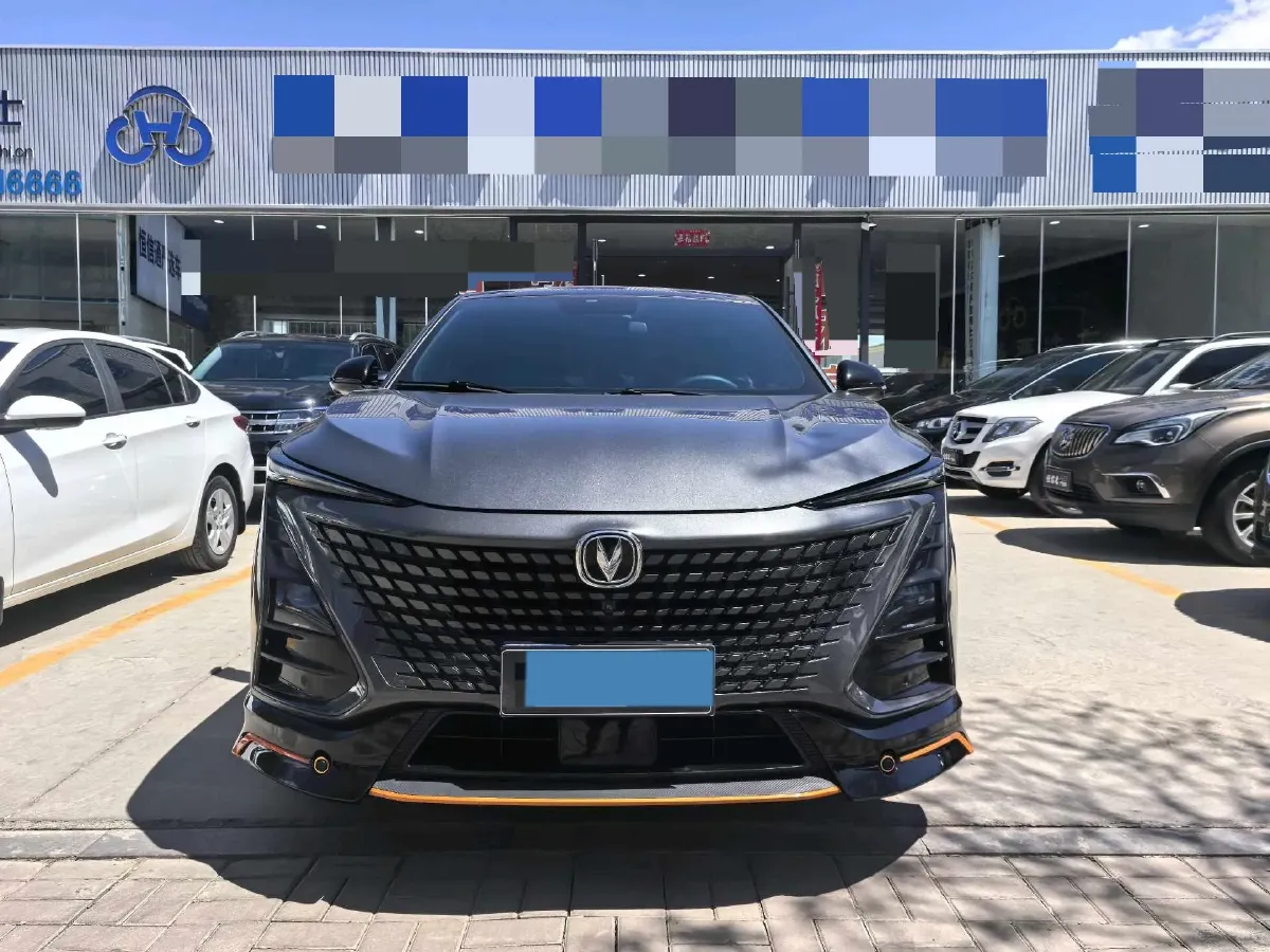 2022 ChangAn UNI-T 1.5T 188HP L4 7DCT,autocango,china used car exporter,china ev exporter,chinese used car exporter,chinese used ev exporter