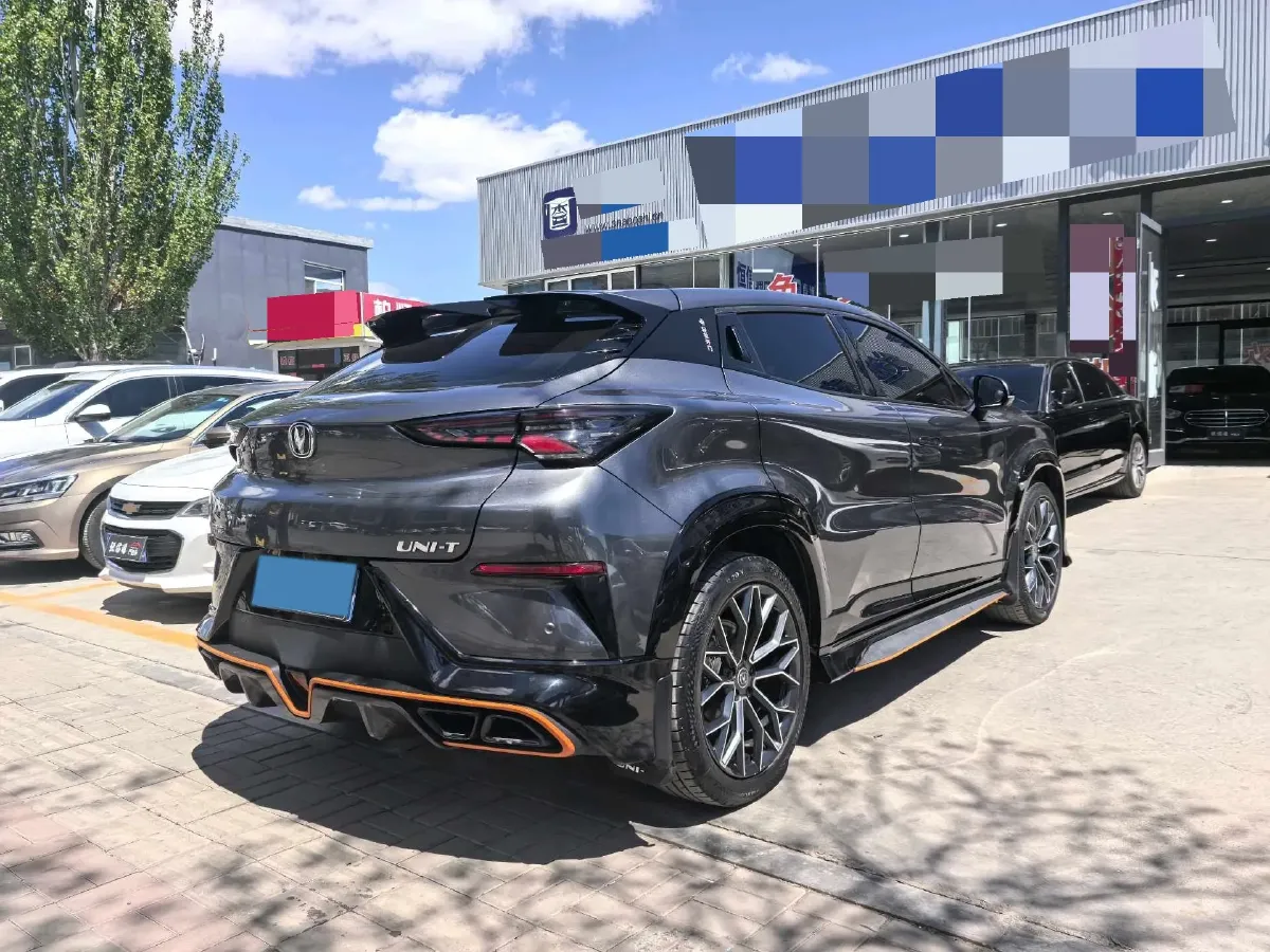 2022 ChangAn UNI-T 1.5T 188HP L4 7DCT,autocango,china used car exporter,china ev exporter,chinese used car exporter,chinese used ev exporter