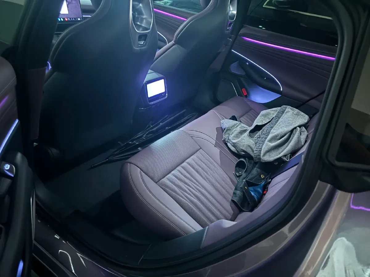 2026 MI SU7 BEV,autocango,china used car exporter,china ev exporter,chinese used car exporter,chinese used ev exporter