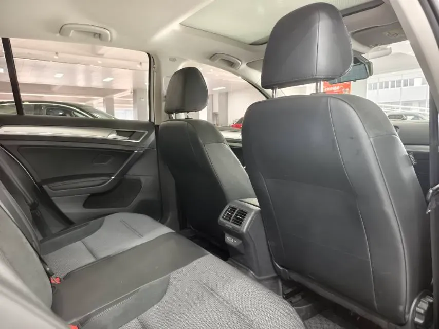 2020 Volkswagen Golf 1.4T 150HP L4 7DCT,autocango,china used car exporter,china ev exporter,chinese used car exporter,chinese used ev exporter