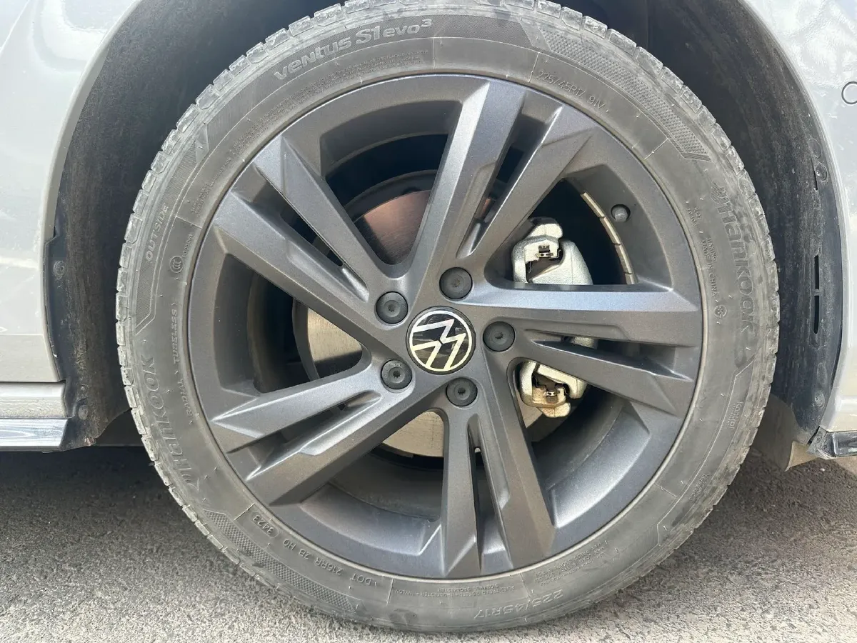 2023 Volkswagen Golf 1.4T 150HP L4 7DCT,autocango,china used car exporter,china ev exporter,chinese used car exporter,chinese used ev exporter