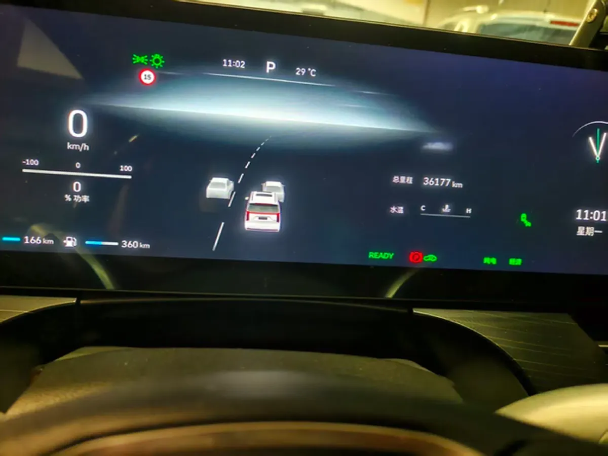 2024 Voyah ZhuiGuang 1.5T 136HP L4 PHEV 43KWH,autocango,china used car exporter,china ev exporter,chinese used car exporter,chinese used ev exporter