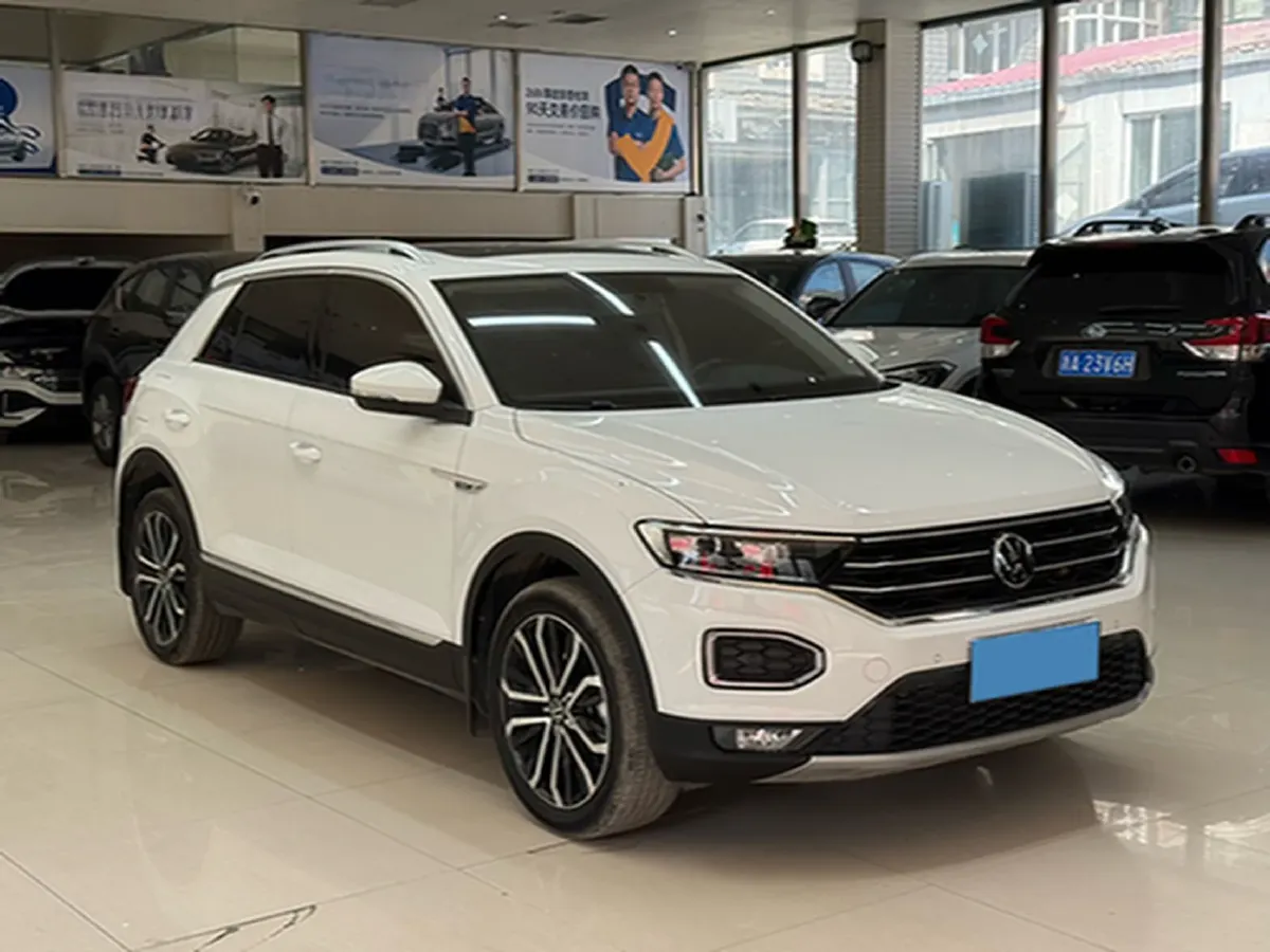 2022 Volkswagen T-Roc 1.4T 150HP L4 7DCT,autocango,china used car exporter,china ev exporter,chinese used car exporter,chinese used ev exporter