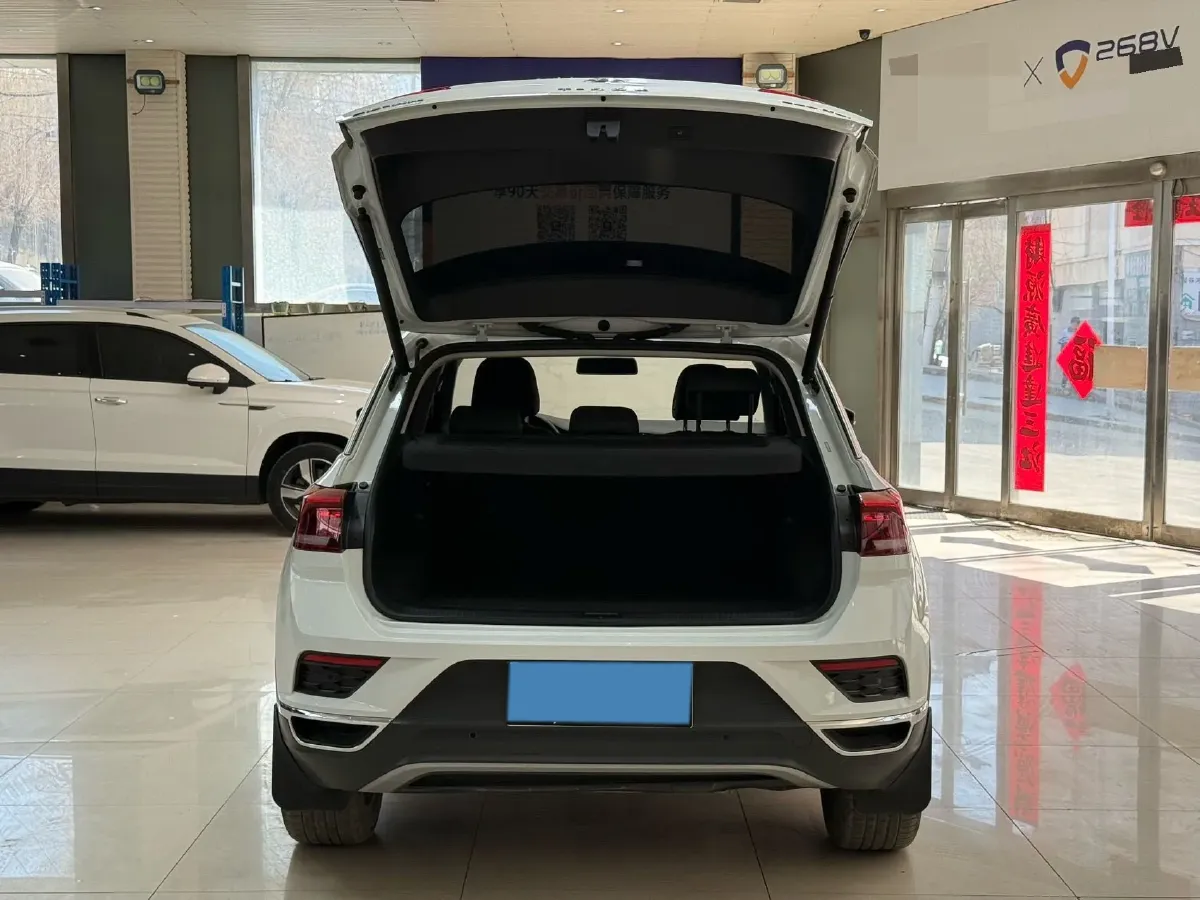 2022 Volkswagen T-Roc 1.4T 150HP L4 7DCT,autocango,china used car exporter,china ev exporter,chinese used car exporter,chinese used ev exporter