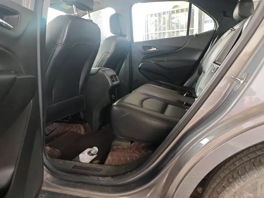 2021 Chevrolet Equinox 1.5T 169HP L4 6AT,autocango,china used car exporter,china ev exporter,chinese used car exporter,chinese used ev exporter