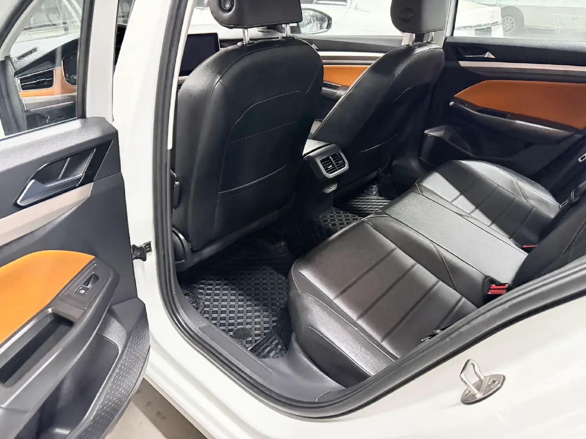 2023 Volkswagen Bora 1.2T 116HP L4 7DCT,autocango,china used car exporter,china ev exporter,chinese used car exporter,chinese used ev exporter