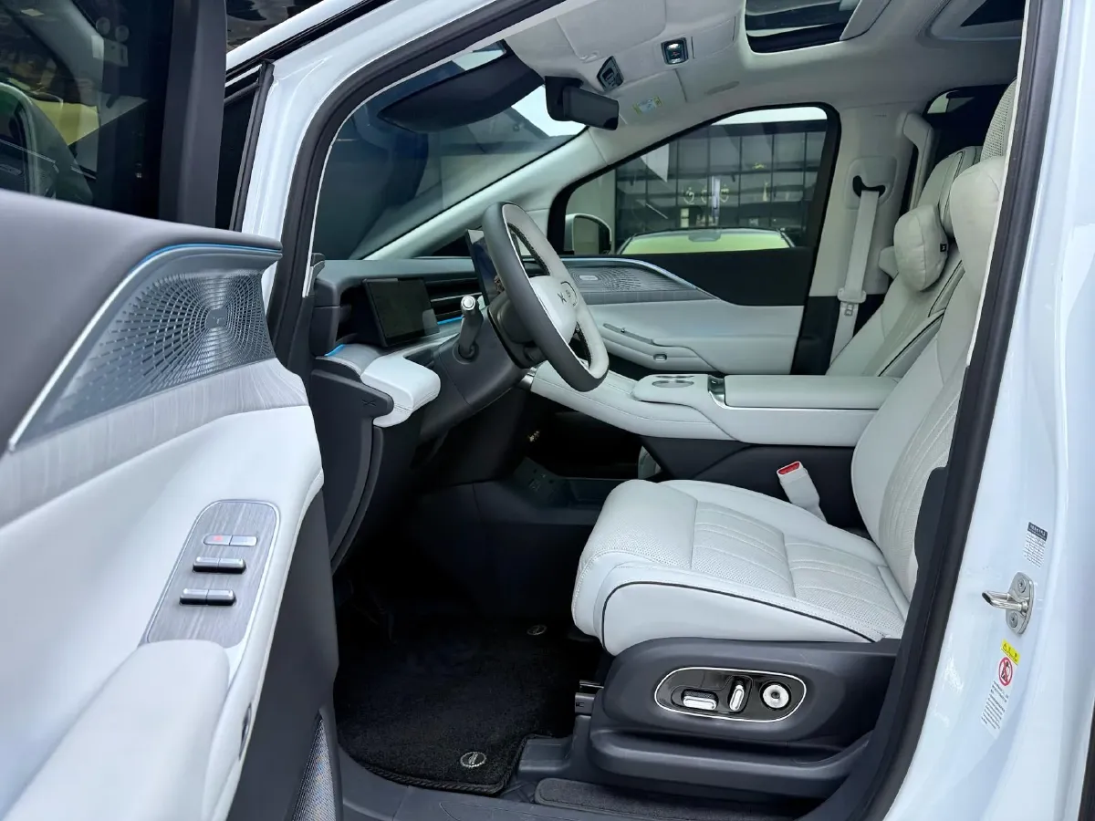 2026 Xpeng X9 REEV 150HP REEV,autocango,china used car exporter,china ev exporter,chinese used car exporter,chinese used ev exporter